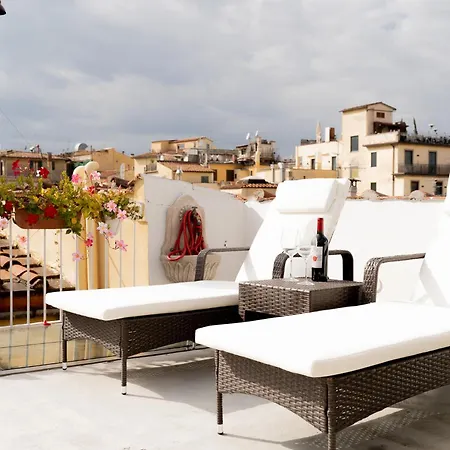 The Dream Terrace - Lea Blue
